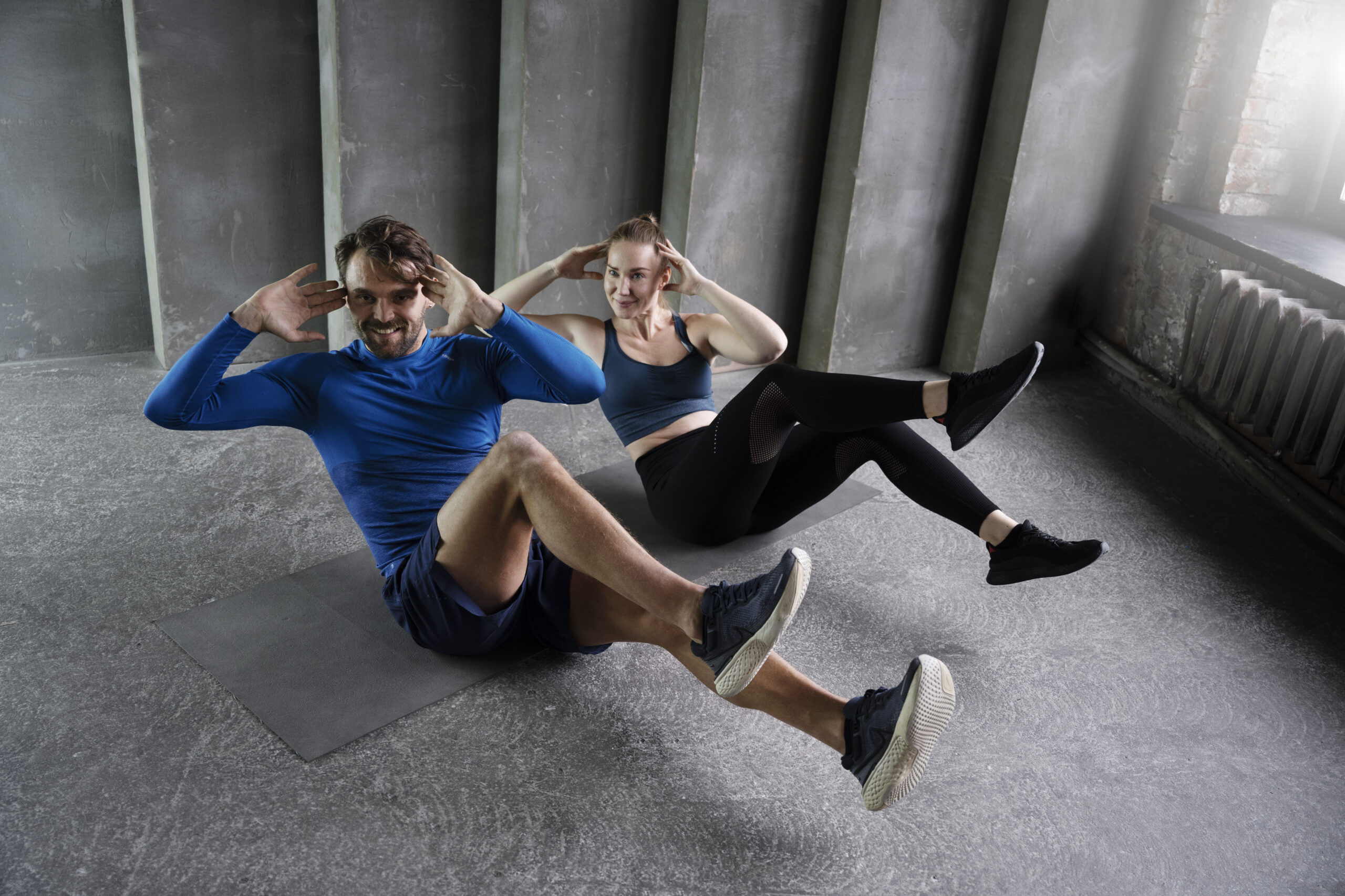 Read more about the article Trening HIIT w domu – przykłady ćwiczeń i plan treningowy